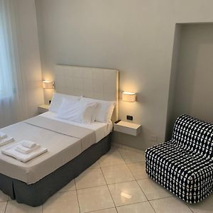 Estudio Deluxe con Cama Queen